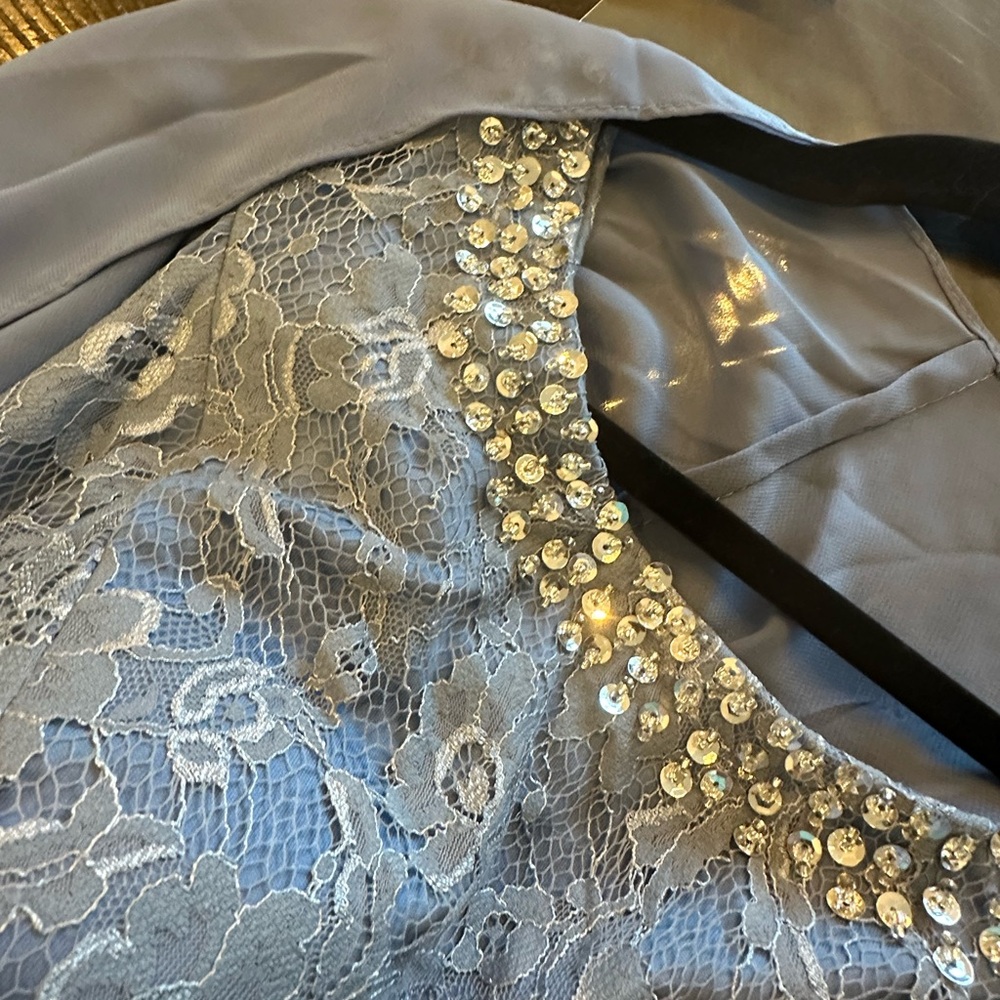 NWT Chic Blue Lace Maxi Dress with Overlay NWT - Picture 12 of 13